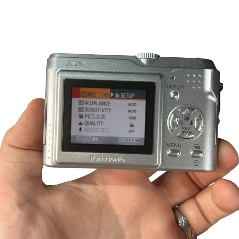 Panasonic Lumix DMC-LZ2 5MP Digital Camera 6x Zoom For Parts/Repair